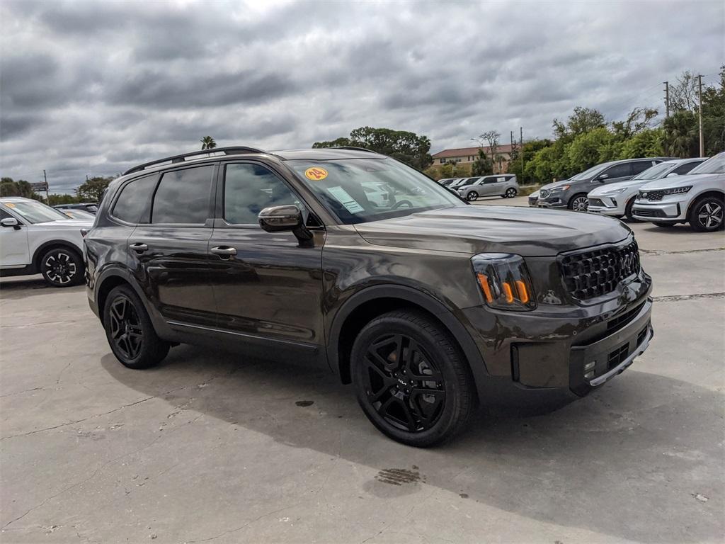 used 2024 Kia Telluride car, priced at $40,371