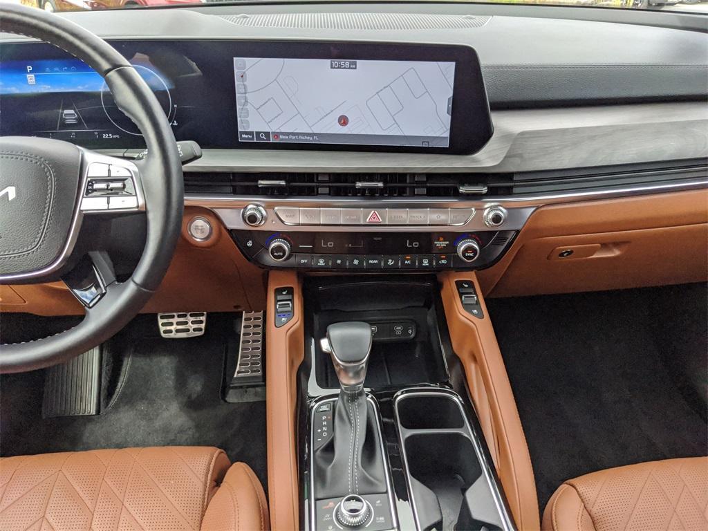 used 2024 Kia Telluride car, priced at $40,371