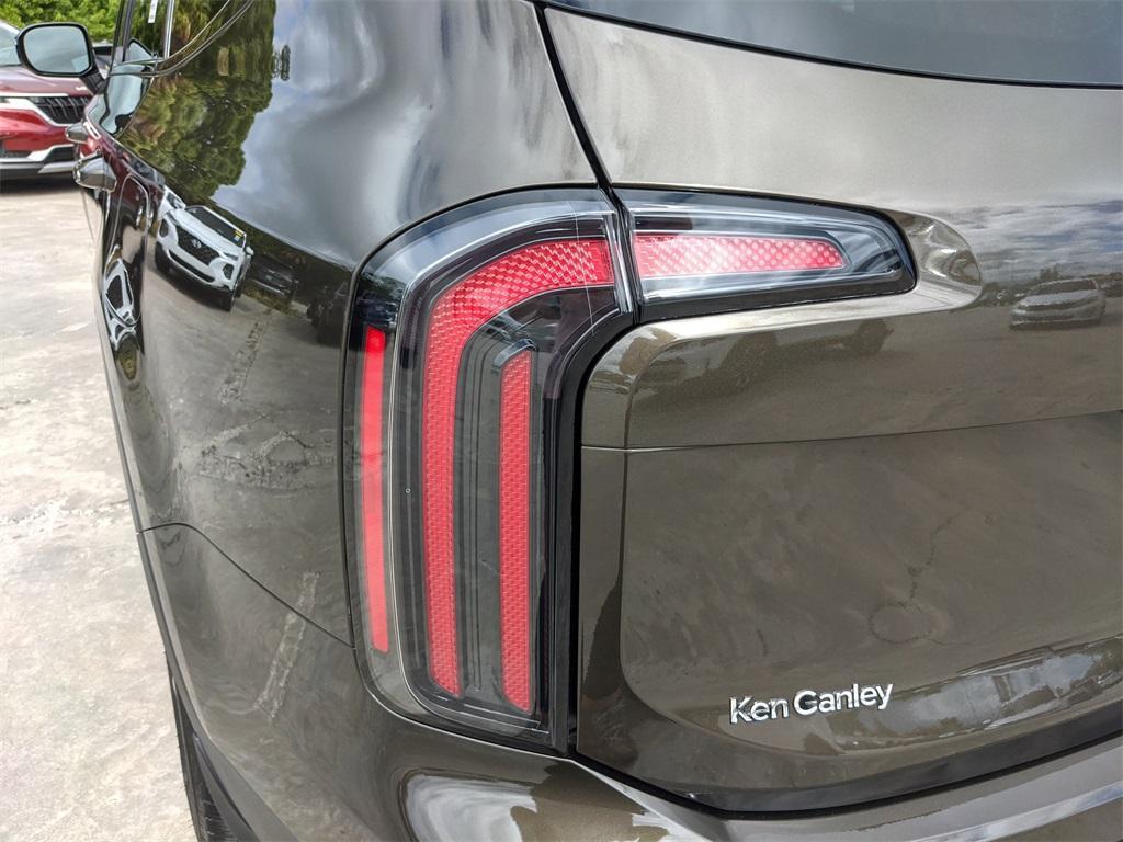 used 2024 Kia Telluride car, priced at $40,371