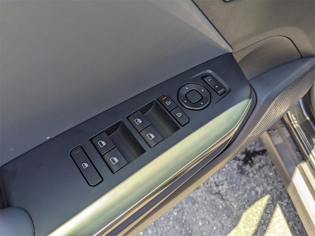 new 2025 Kia K4 car, priced at $23,840