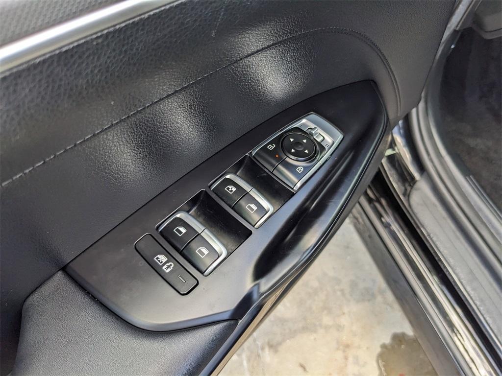 used 2025 Kia K5 car, priced at $20,692