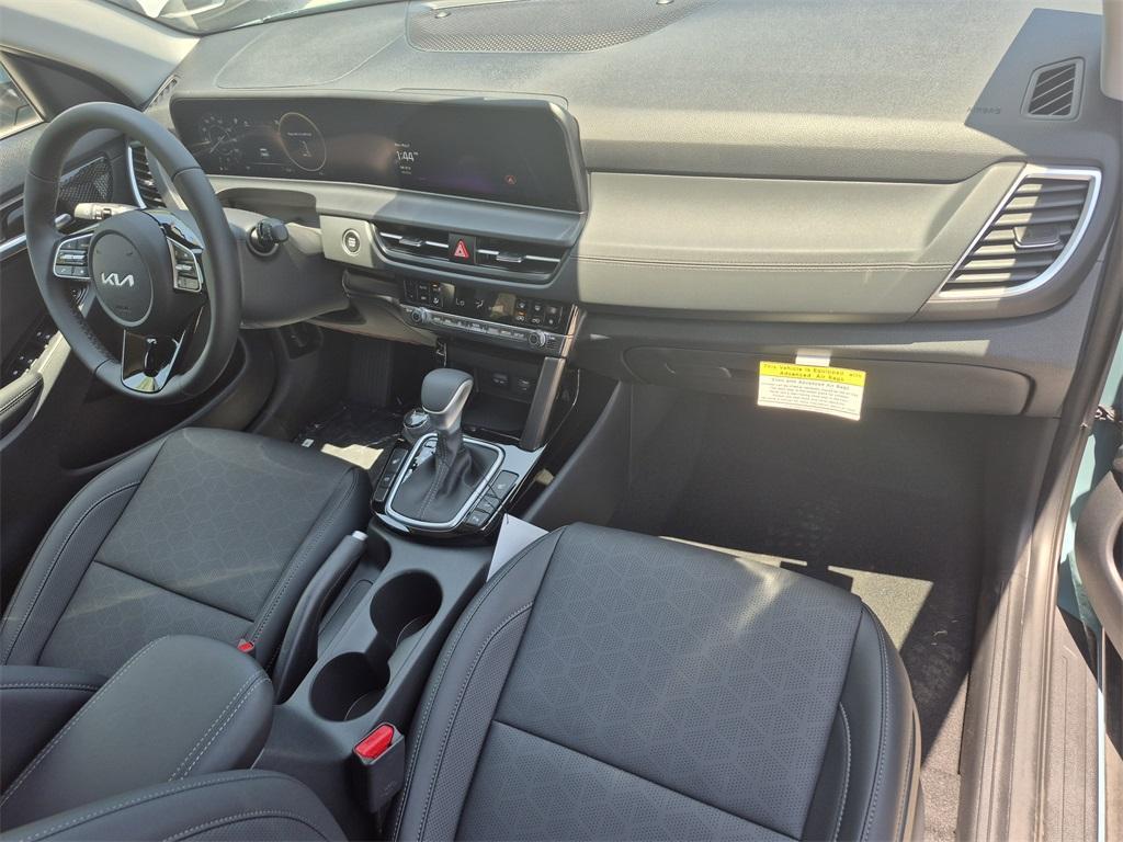 new 2025 Kia Seltos car, priced at $24,100