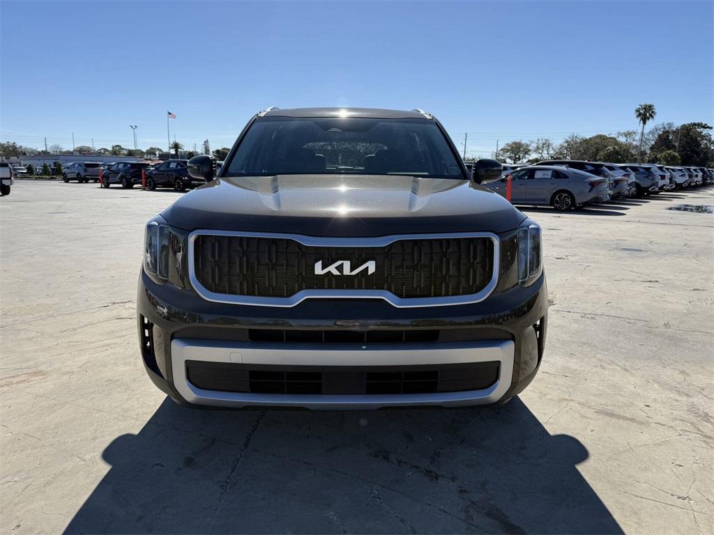 used 2024 Kia Telluride car, priced at $37,302