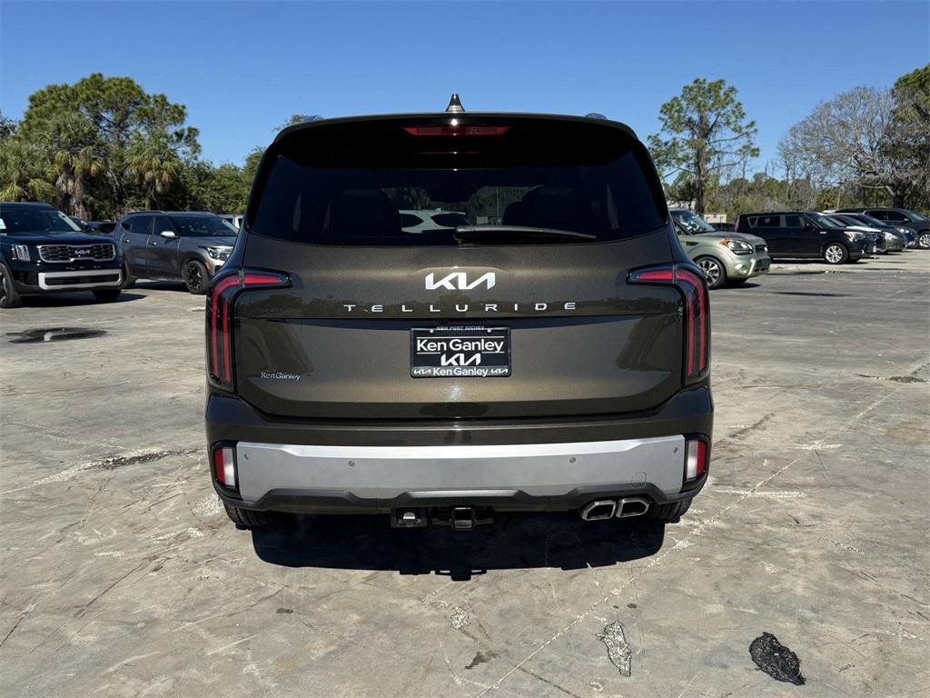 used 2024 Kia Telluride car, priced at $37,302