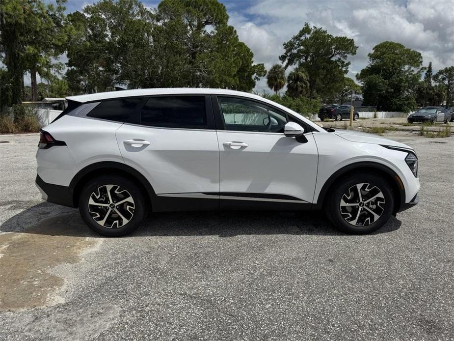 new 2025 Kia Sportage car, priced at $31,545