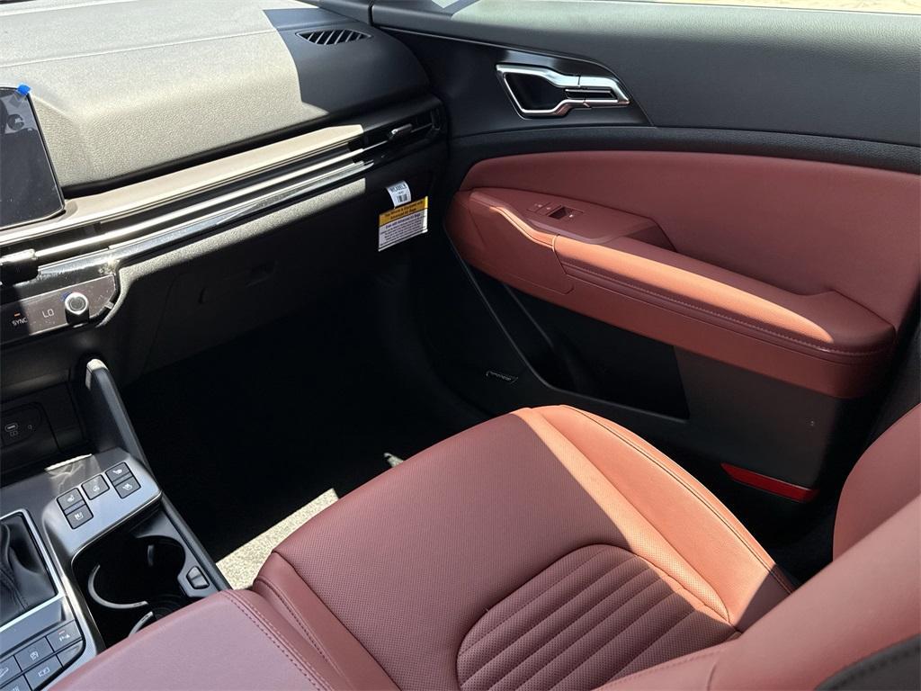 new 2026 Kia Sportage car, priced at $37,860