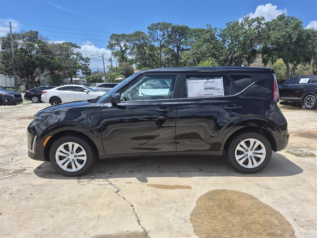 new 2025 Kia Soul car, priced at $22,105