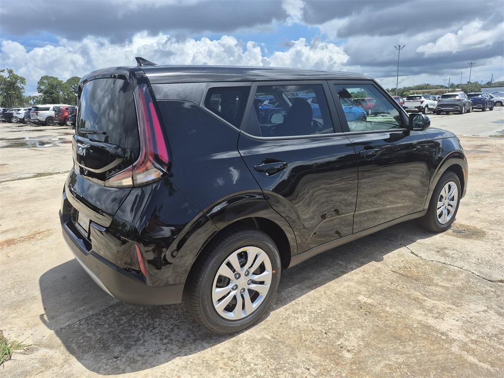 new 2025 Kia Soul car, priced at $22,105