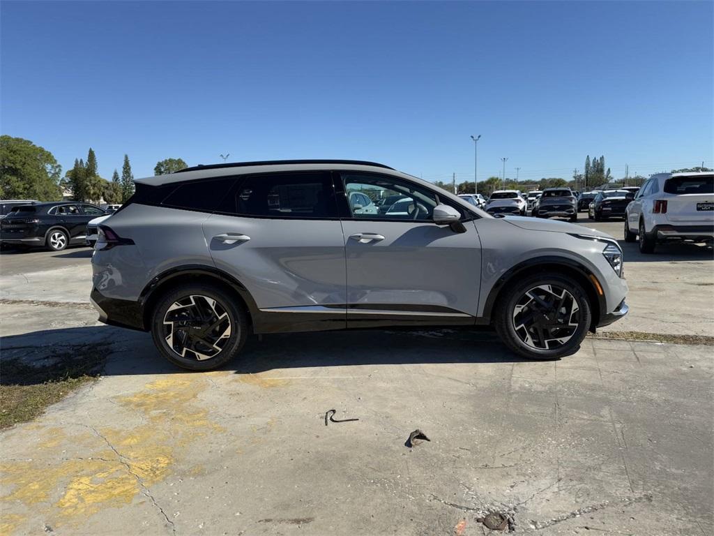 new 2025 Kia Sportage car, priced at $36,735