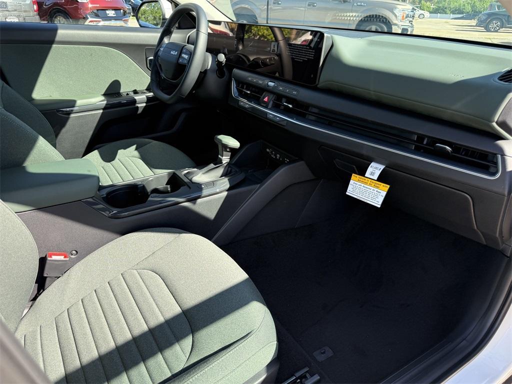 new 2025 Kia K4 car, priced at $22,499
