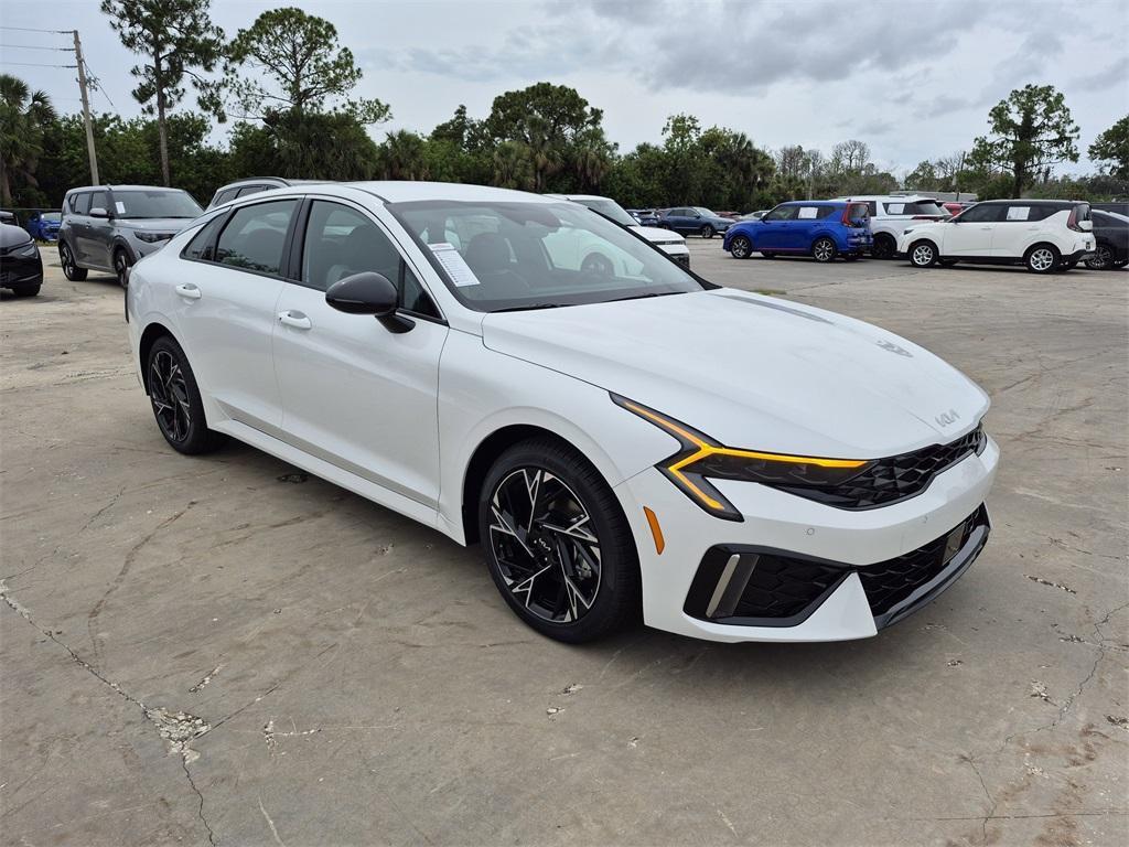 new 2025 Kia K5 car, priced at $29,510