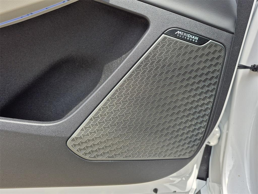 new 2025 Kia EV6 car, priced at $53,375