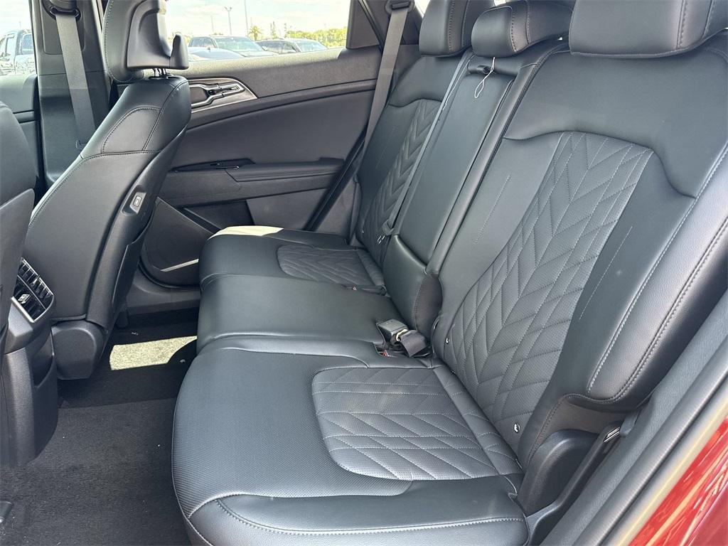 new 2025 Kia Sportage car, priced at $32,255