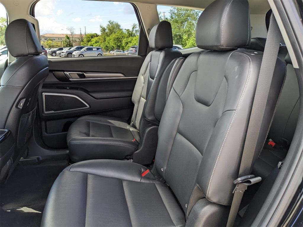 used 2022 Kia Telluride car, priced at $28,402