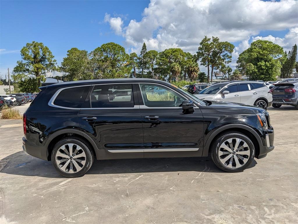 used 2022 Kia Telluride car, priced at $28,402