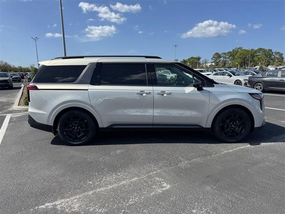 new 2025 Kia Carnival car, priced at $54,760