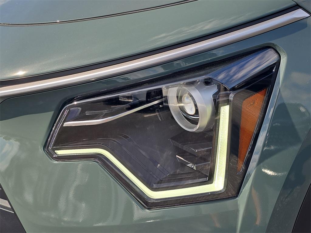 new 2025 Kia Niro car, priced at $26,488