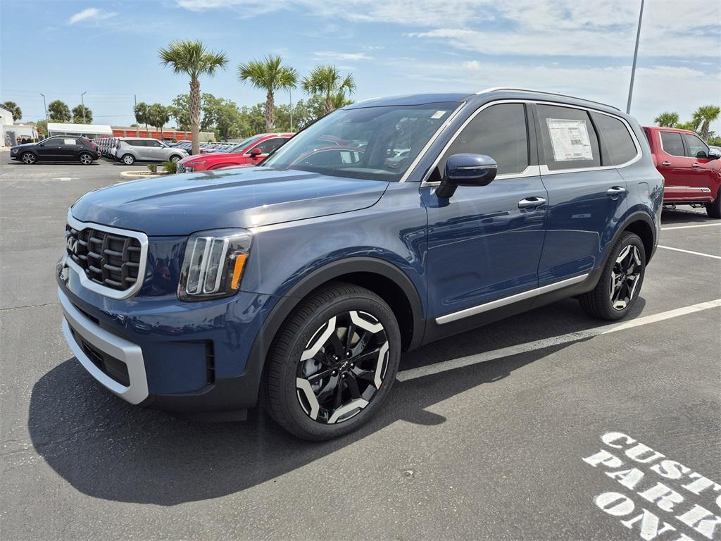 new 2025 Kia Telluride car, priced at $38,162