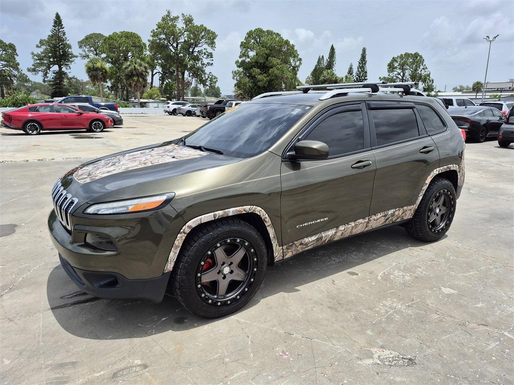 used 2016 Jeep Cherokee car, priced at $9,992