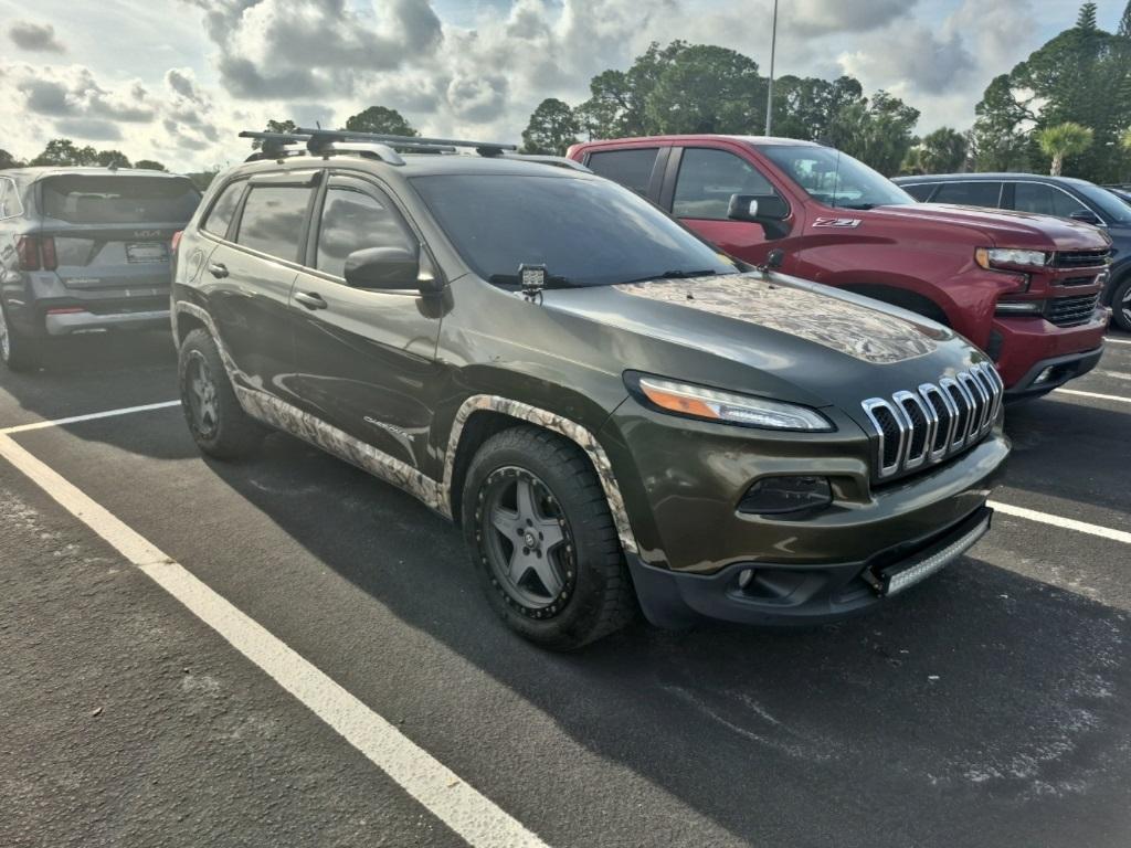 used 2016 Jeep Cherokee car, priced at $10,991