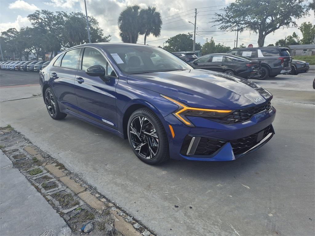 new 2025 Kia K5 car, priced at $29,015
