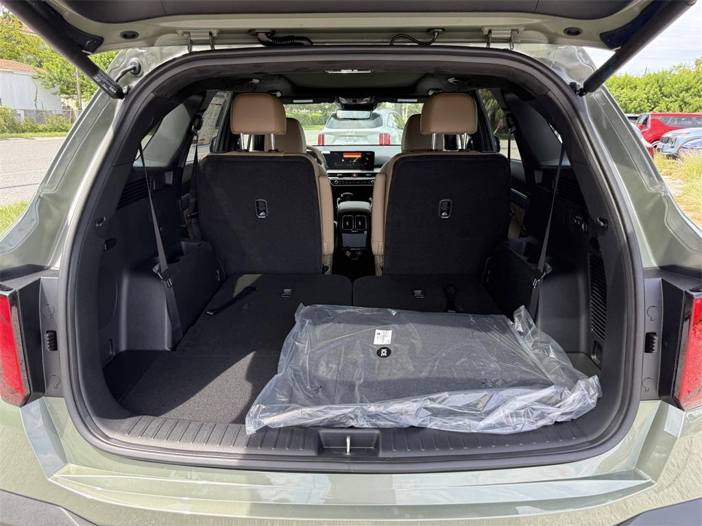 new 2026 Kia Sorento car, priced at $42,122
