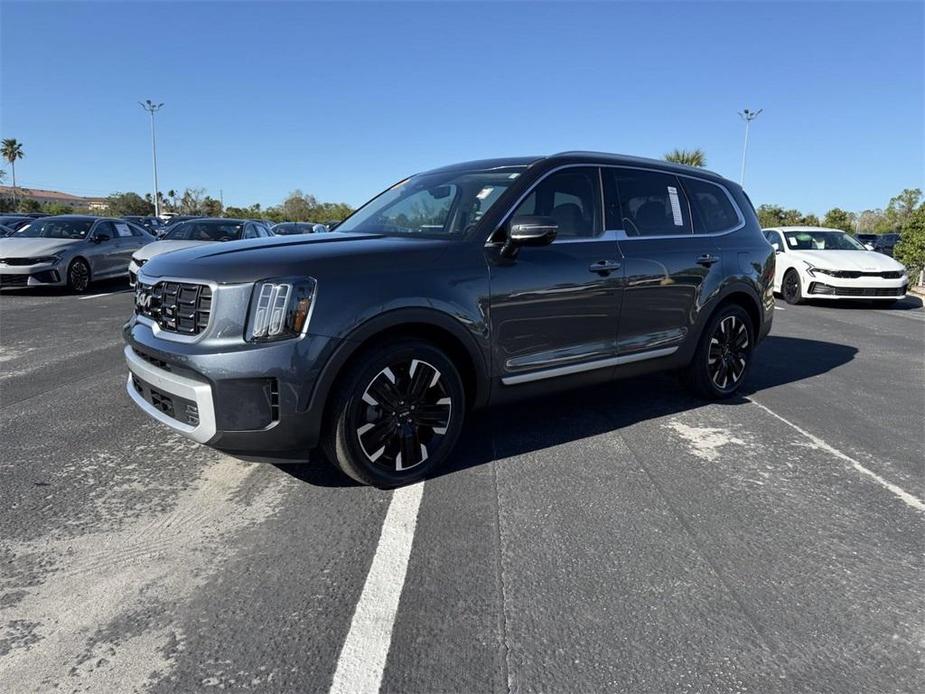 used 2024 Kia Telluride car, priced at $41,604