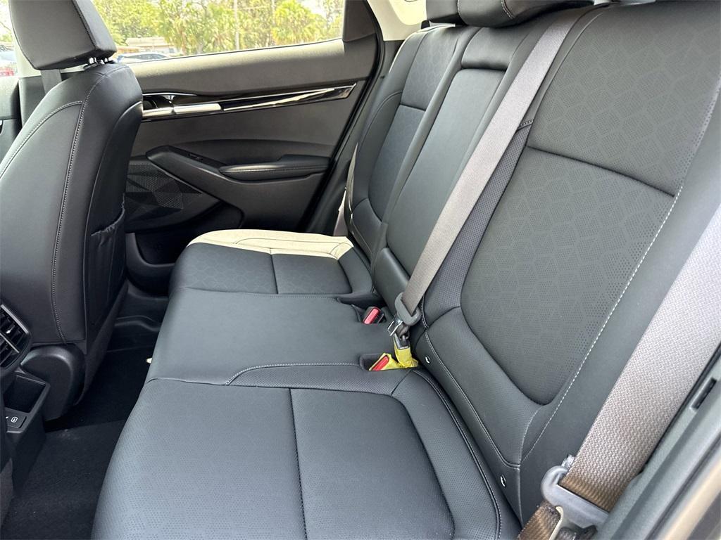 new 2025 Kia Seltos car, priced at $26,335