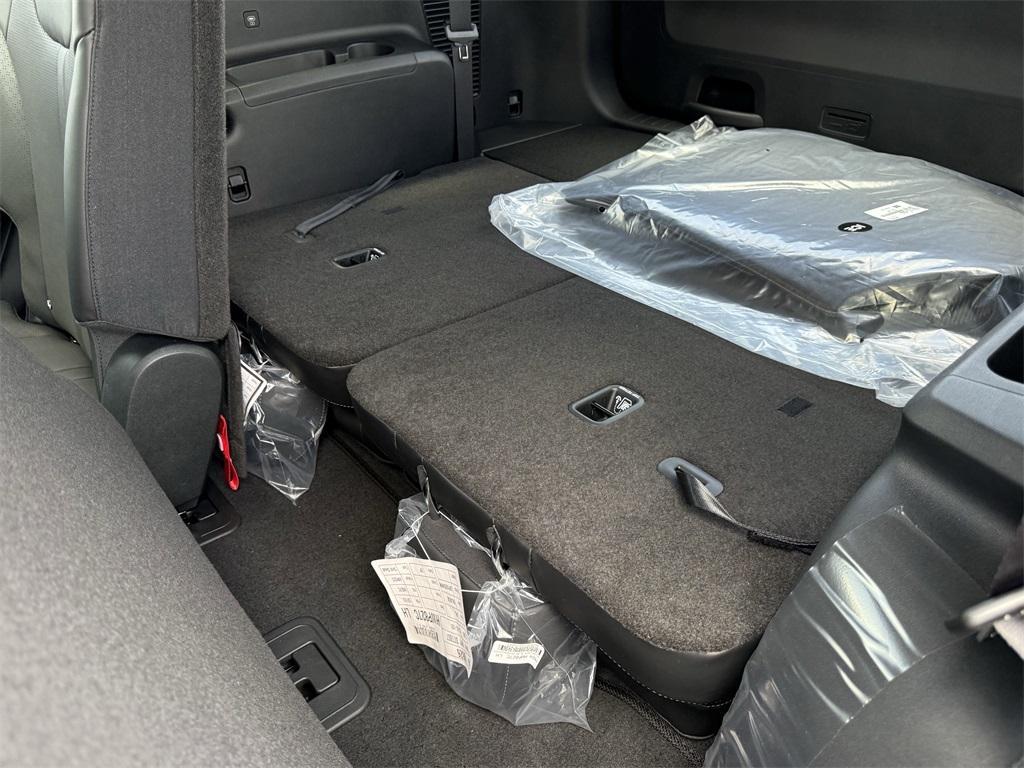 new 2025 Kia Sorento car, priced at $36,325