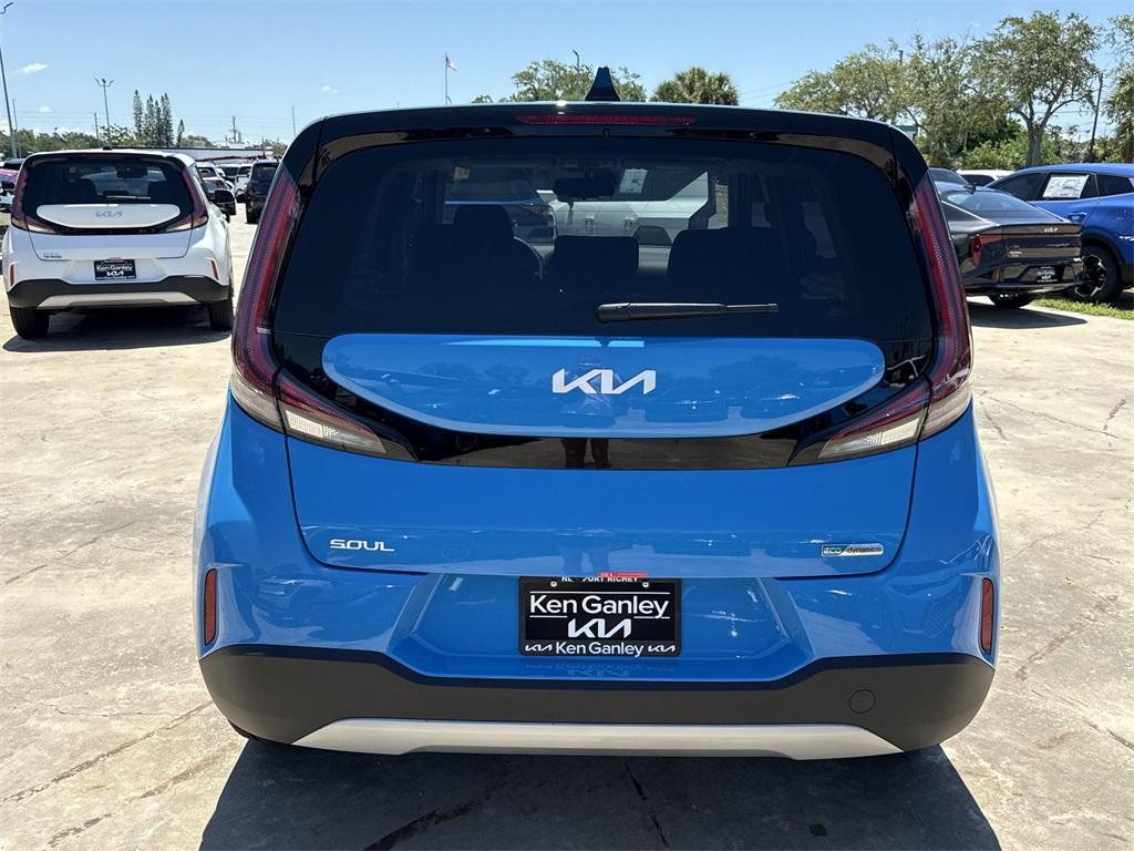 new 2025 Kia Soul car, priced at $26,060