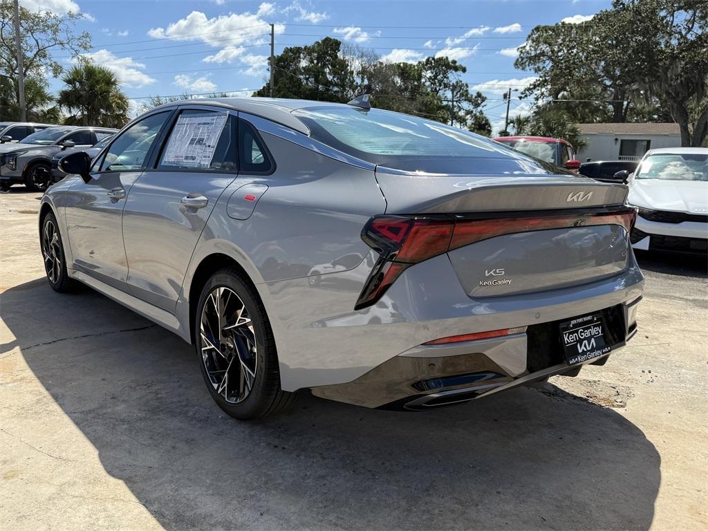 new 2026 Kia K5 car, priced at $27,785