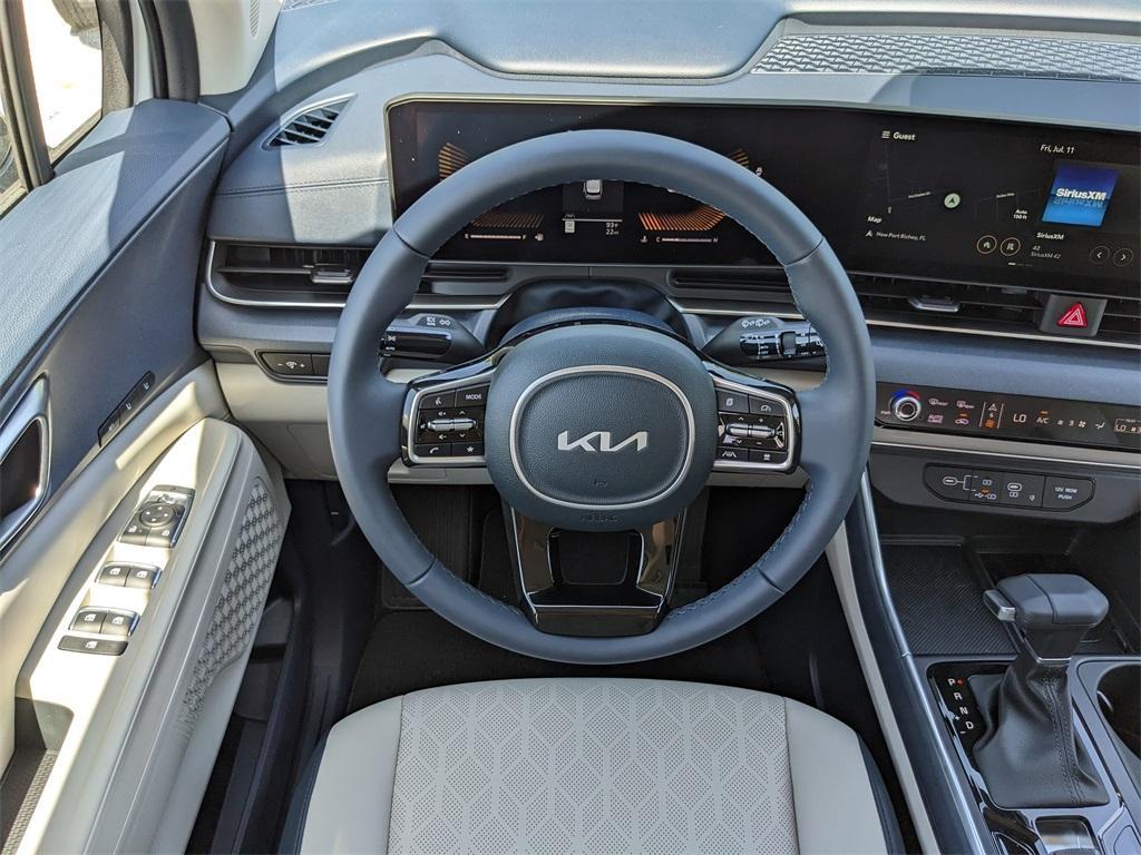 new 2026 Kia Carnival car, priced at $42,385