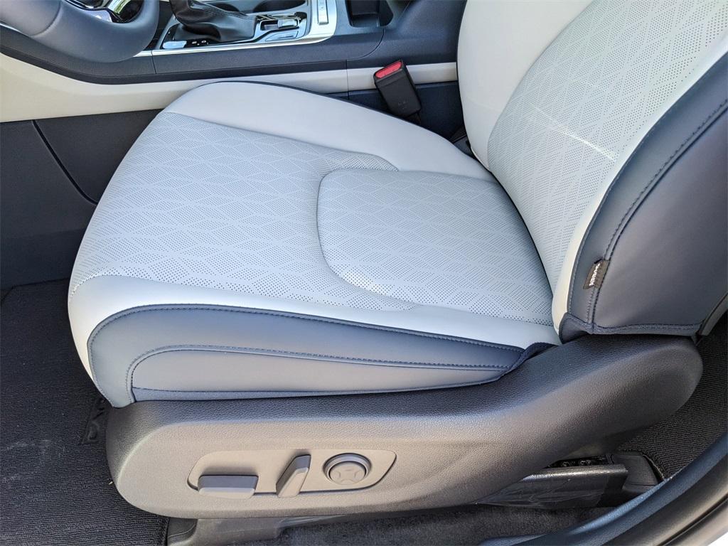 new 2026 Kia Carnival car, priced at $42,385