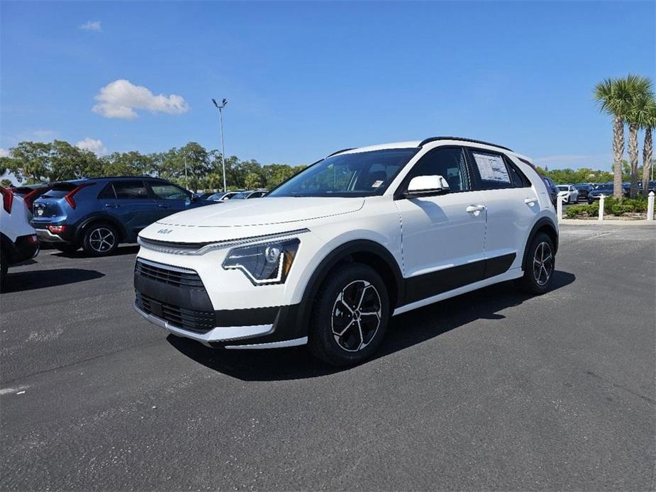 new 2024 Kia Niro car, priced at $30,637