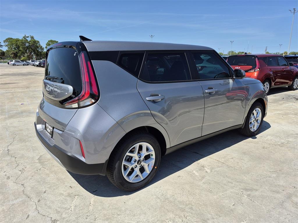 new 2025 Kia Soul car, priced at $22,395