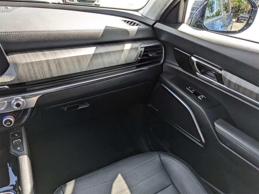 used 2024 Kia Telluride car, priced at $39,991