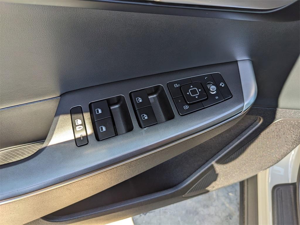 used 2024 Kia EV6 car, priced at $28,601
