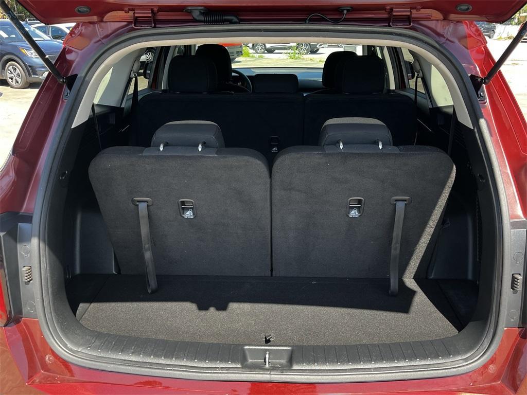 used 2024 Kia Sorento car, priced at $27,602