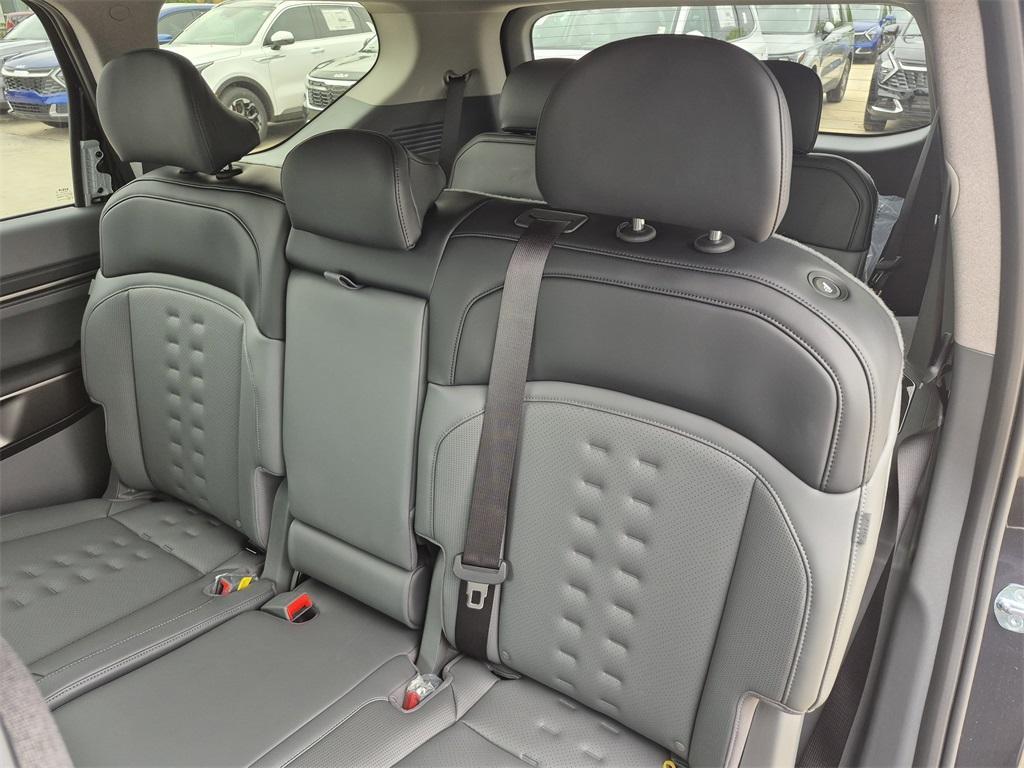 new 2026 Kia EV9 car, priced at $61,815