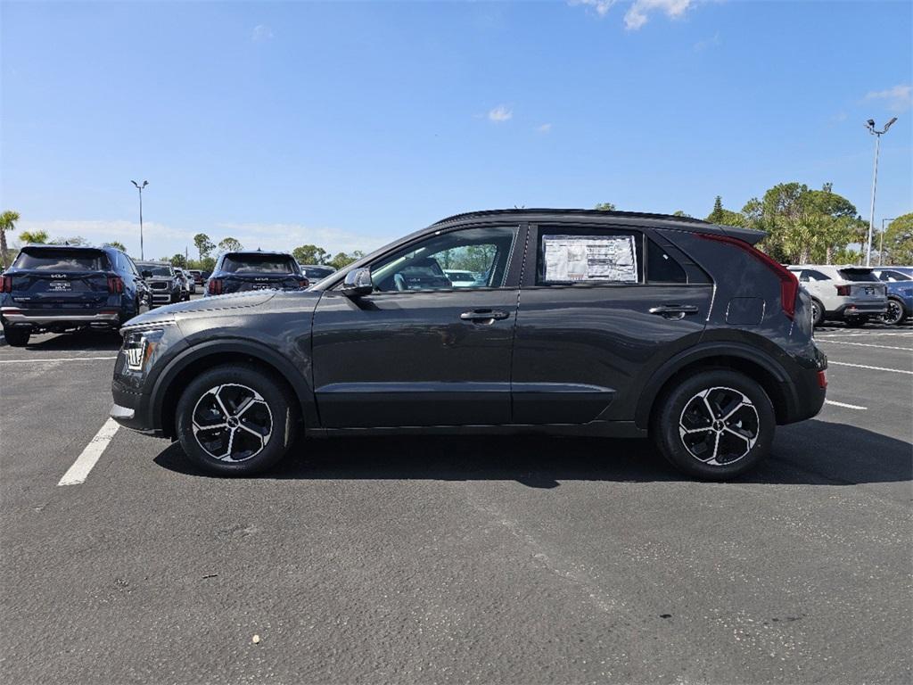 new 2025 Kia Niro car, priced at $30,340