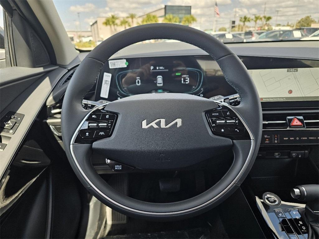 new 2025 Kia Niro car, priced at $30,340