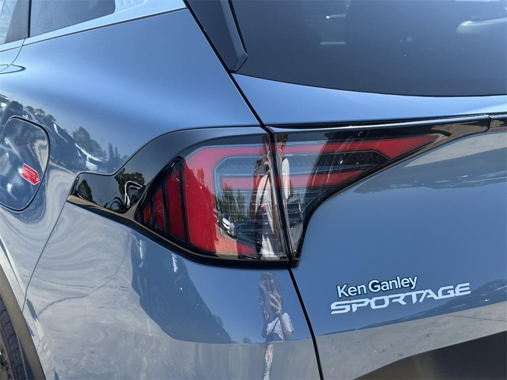 new 2026 Kia Sportage Hybrid car, priced at $31,871