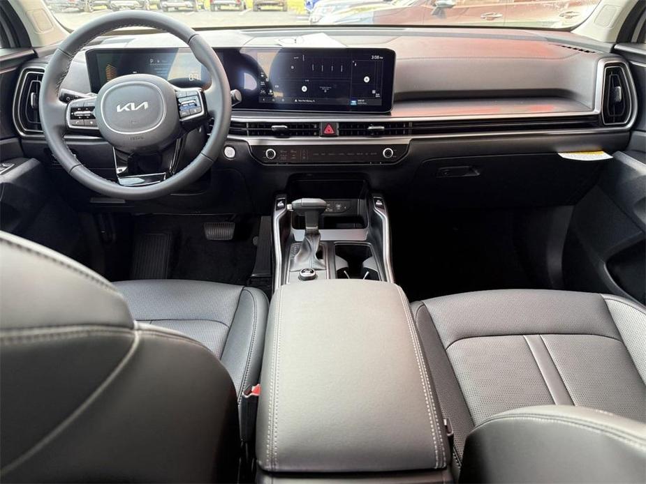 new 2025 Kia Sorento car, priced at $38,865