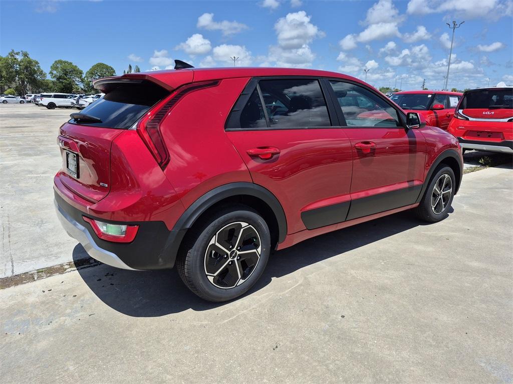 new 2025 Kia Niro car, priced at $27,935