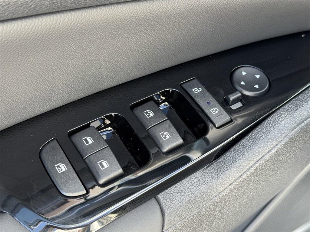 new 2025 Kia Sportage car, priced at $25,842