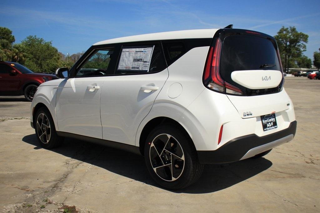 new 2024 Kia Soul car, priced at $24,580