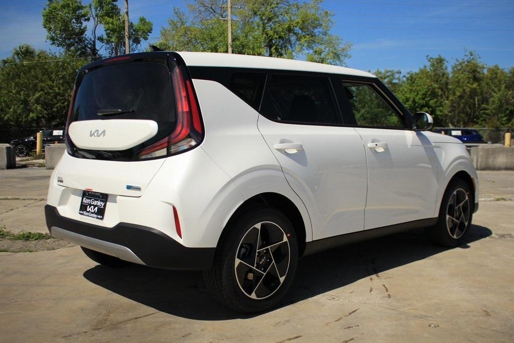 new 2024 Kia Soul car, priced at $24,580