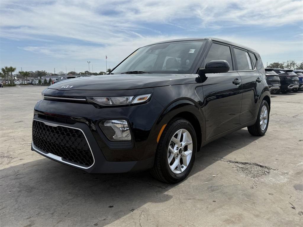 used 2022 Kia Soul car, priced at $17,991