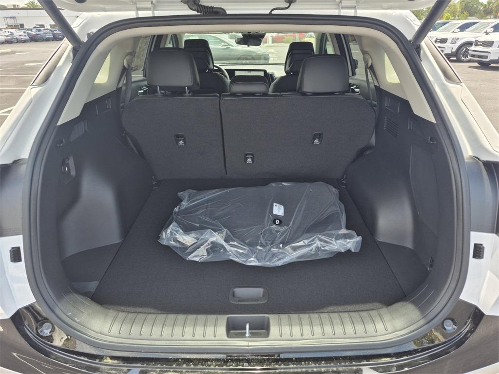 new 2025 Kia Sportage car, priced at $35,205