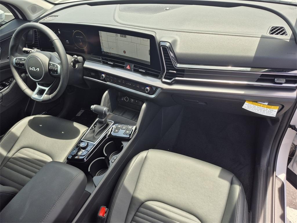 new 2025 Kia Sportage car, priced at $35,205